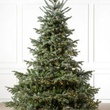 Árvore de Natal Abeto Nórdico Real Iluminada LED | A Nobreza e Imponência da Floresta no Seu Lar