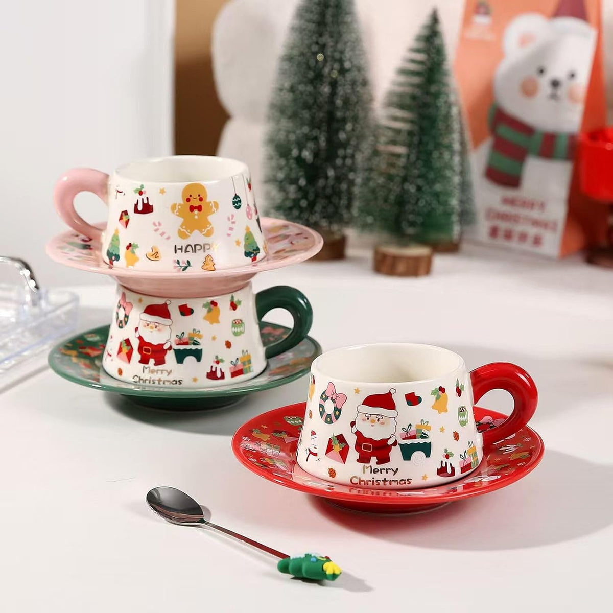 Caneca Casal Natalino com Colher Decorada