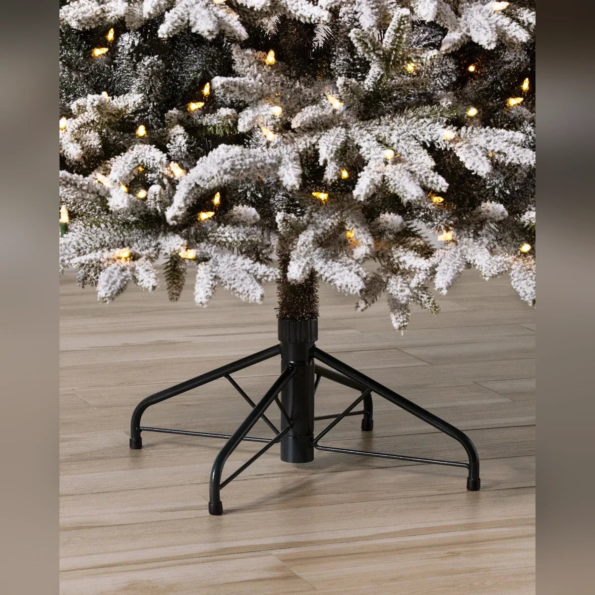 Árvore de Natal Pinheiro Silverado Slim Nevado
