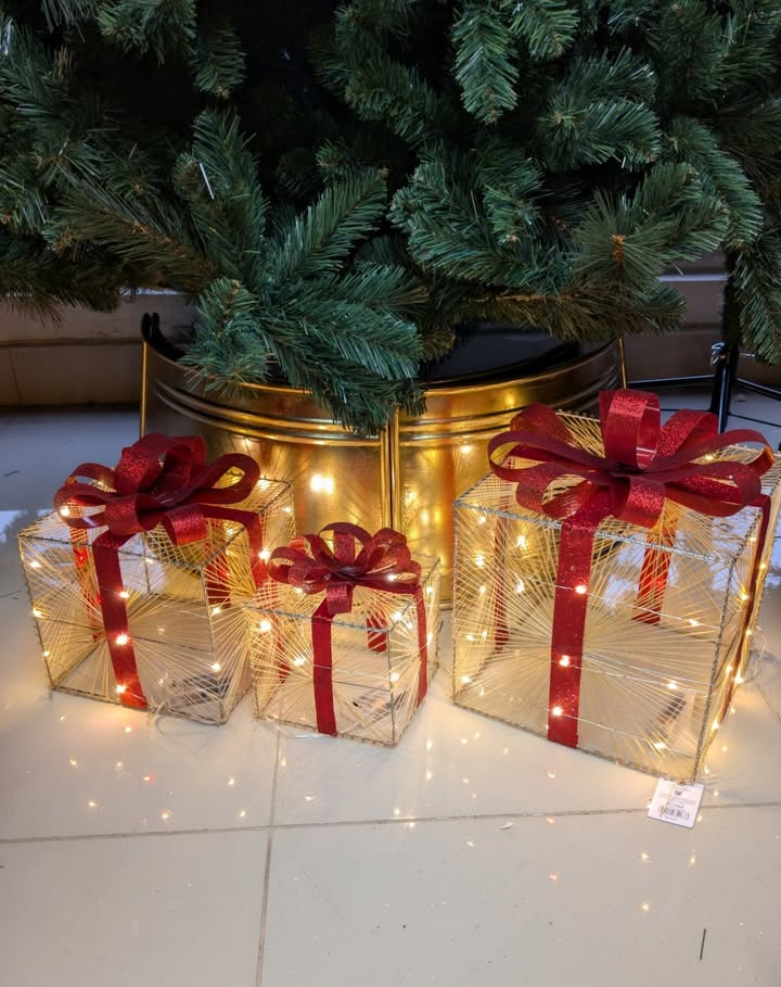 Kit 3 Caixas de Presente Natalinas com Luz de LED