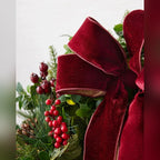 Guirlanda de Natal 90 cm com LED, Laço Bordô, Pinhas e Frutas Vermelhas