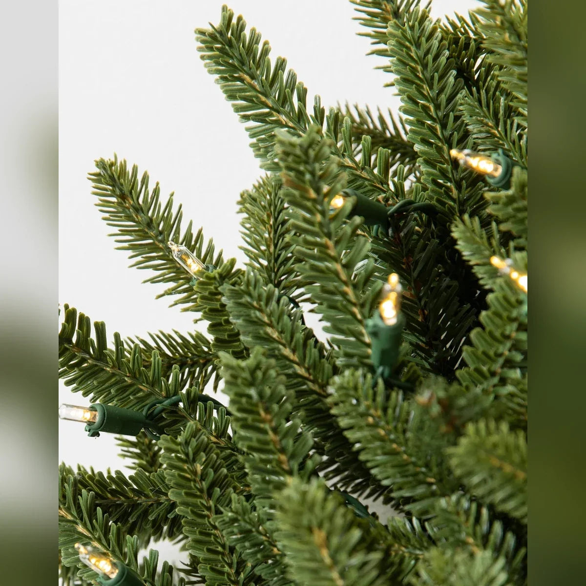Guirlanda Tradicional de Pinheiro Verde com LED