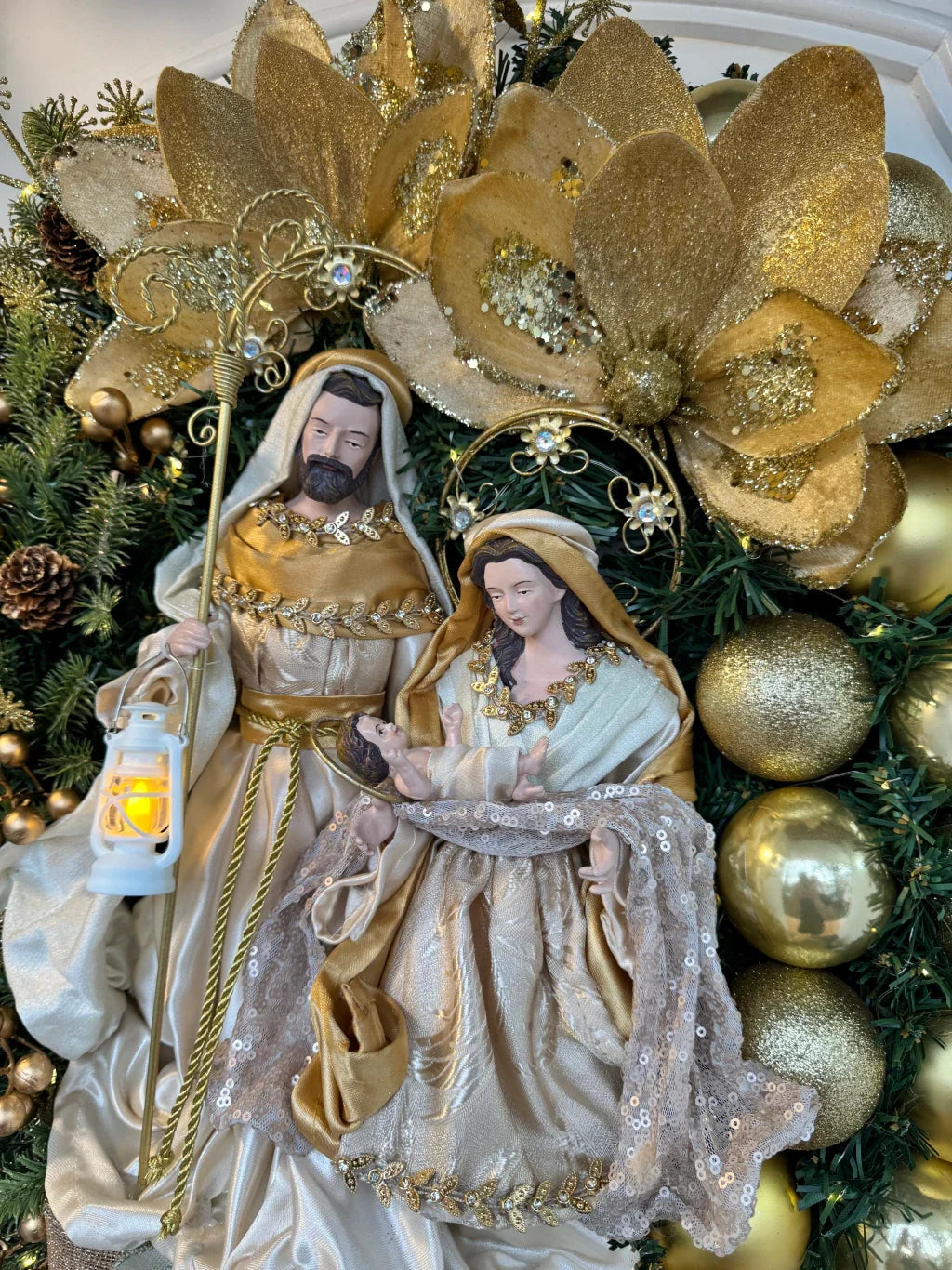 Guirlanda Sagrada Família Resplendor Dourado