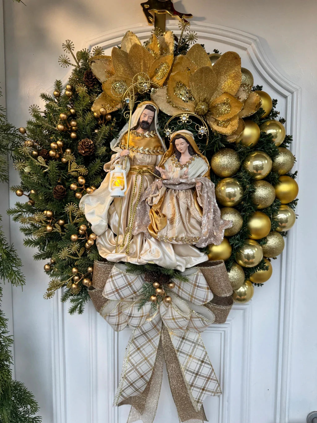 Guirlanda Sagrada Família Resplendor Dourado