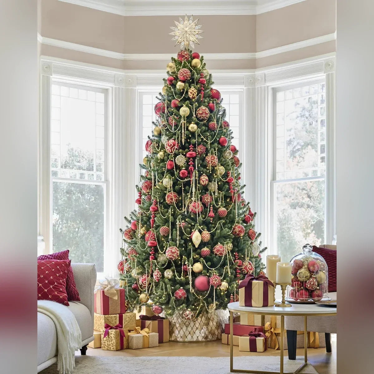 Kit 24 Enfeites para Árvore de Natal Vermelho e Dourado com Bolas e Pendentes
