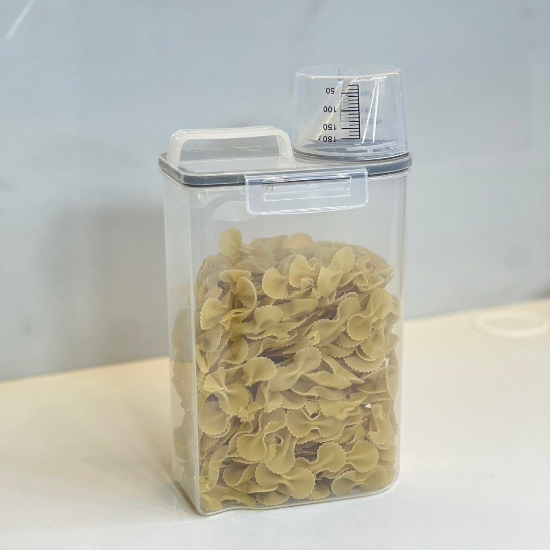 Kit 4 Potes Herméticos Porta Mantimento com Copo Medidor 2,5 Litros