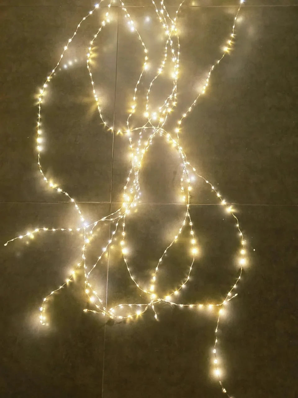Pendente Iluminado 876 LEDs 8 Hastes 3m - Luz Quente Bivolt