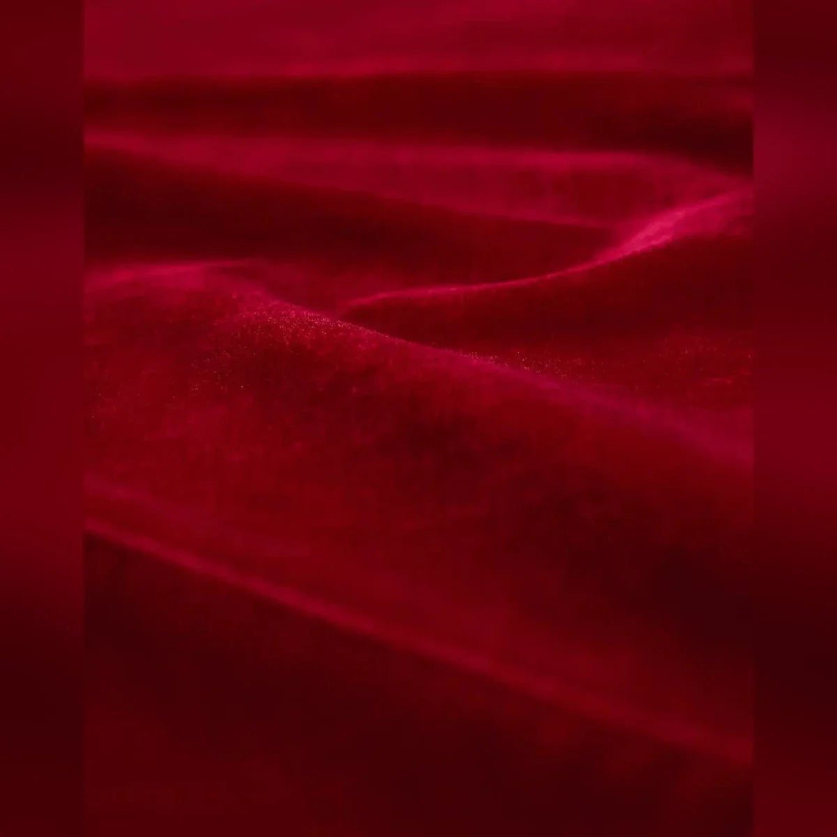 Saia para Árvore de Natal em Veludo Vermelho
